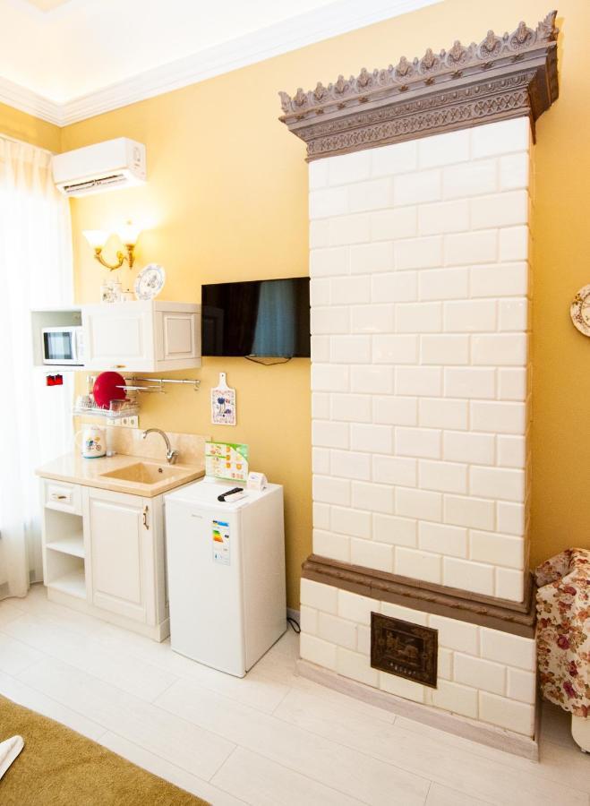 Art Suites Near Deribasovskaya Odessa Ngoại thất bức ảnh