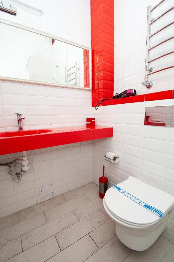 Art Suites Near Deribasovskaya Odessa Ngoại thất bức ảnh