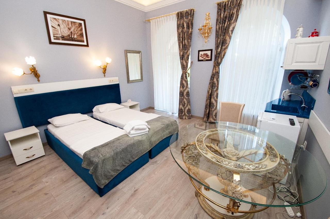 Art Suites Near Deribasovskaya Odessa Ngoại thất bức ảnh